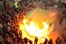 مراسم خیمه‌سوزان روز عاشورا روبروی حرم شاهچراغ(ع) برگزار شد