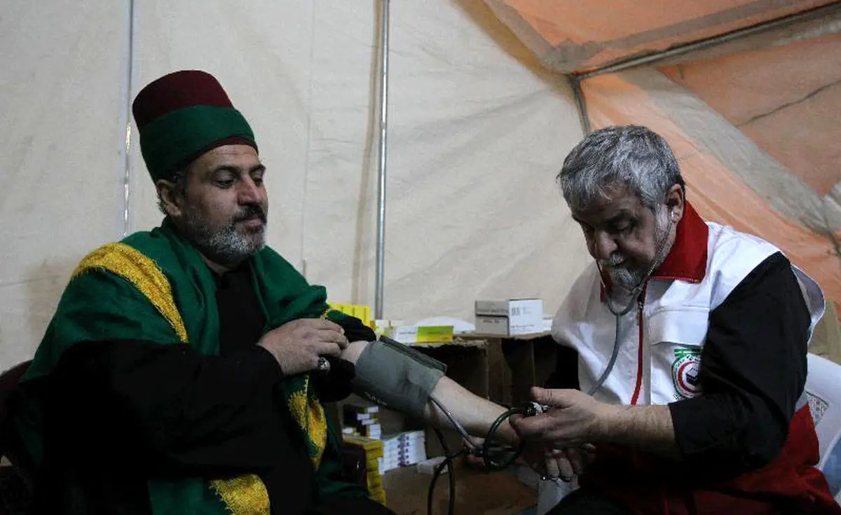 بیش از ۳۱ هزار زائر در کربلا توسط تیم‌های پزشکی هلال احمر ویزیت رایگان شدند