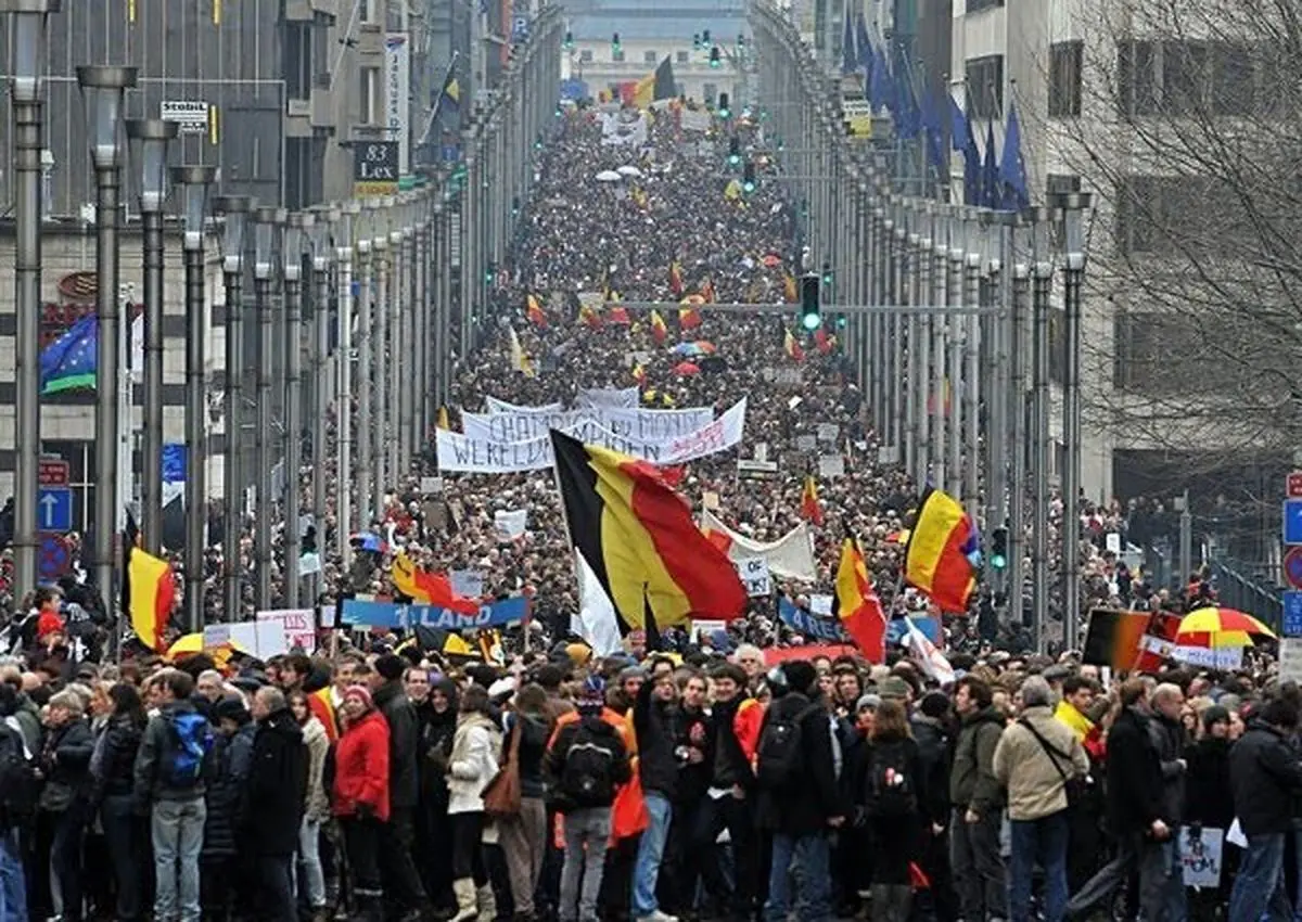 ده‌ها هزار بلژیکی در اعتراض به سیاست‌های ریاضتی دولت این کشور تظاهرات کردند