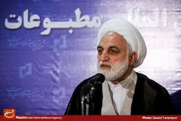 اژه‌ای: وزارت ارتباطات قول حذف محتوای مجرمانه شبکه‌های اجتماعی را داده است