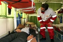 معاون هلال احمر کرمانشاه: روزانه ۵۰۰ نفر توسط تیم پزشکی این جمعیت معاینه می‌شوند