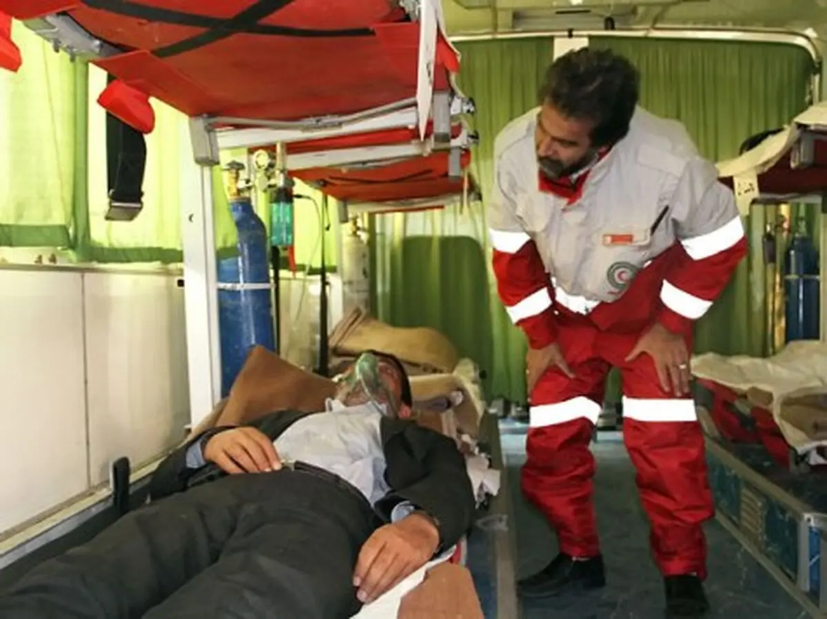 معاون هلال احمر کرمانشاه: روزانه ۵۰۰ نفر توسط تیم پزشکی این جمعیت معاینه می‌شوند