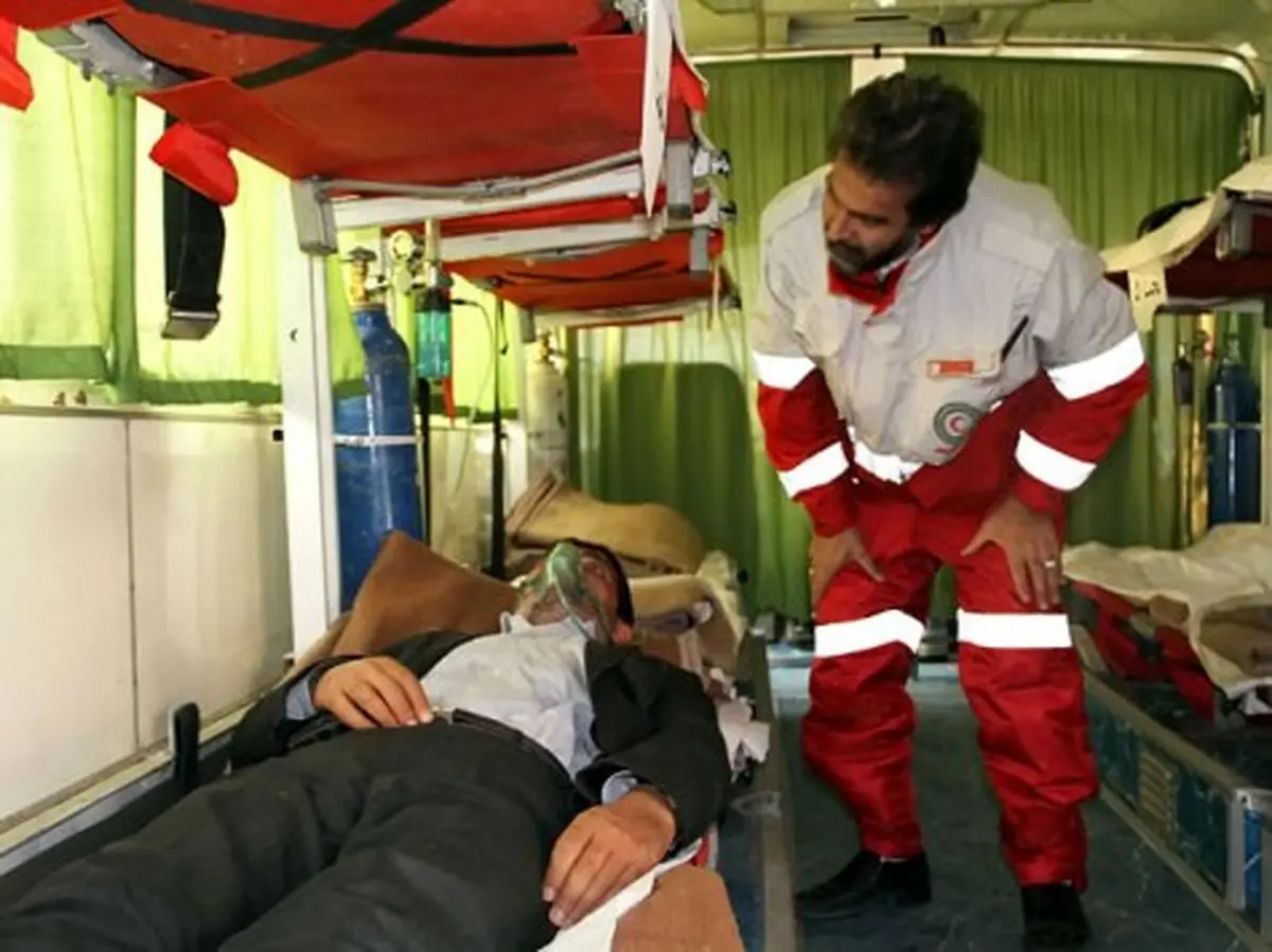 معاون هلال احمر کرمانشاه: روزانه ۵۰۰ نفر توسط تیم پزشکی این جمعیت معاینه می‌شوند