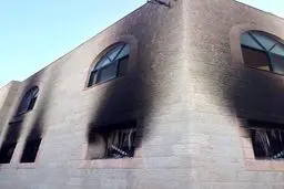 شهرک‌نشینان رژیم صهیونیستی یک مسجد را در کرانه باختری آتش زدند+ عکس