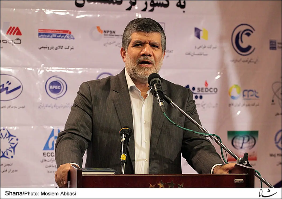 قائم مقام وزیر صنعت:  برنامه ریزی برای صادرات ۱۳ میلیون دلار در بخش پتروشیمی انجام شده است