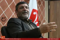 صفارهرندی: آقای سرافراز ظرفیت‌های توفیق را در شخصیت خود جمع کرده است