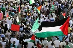 فلسطینیان در غزه و لبنان برای اعلام همبستگی با مسجدالاقصی تظاهرات کردند