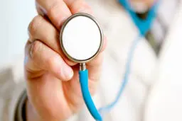 عضو فرهنگستان علوم پزشکی: طبابت و خدمات پزشکی 