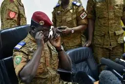 دستیار معاون وزیر خارجه آمریکا در امور آفریقا با رئیس دولت انتقالی بورکینافاسو دیدار کرد