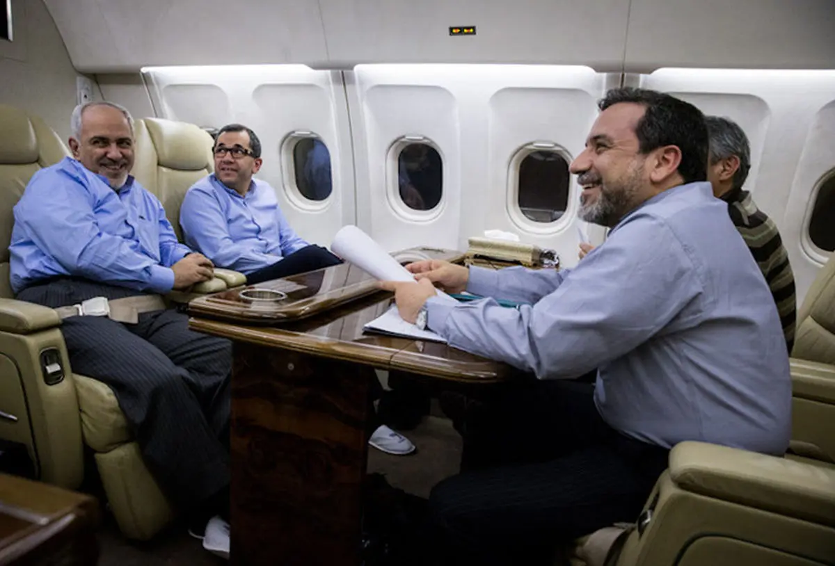 تیم مذاکره کننده هسته‌ای امشب عازم مسقط شد