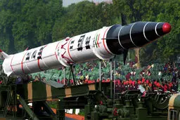 هند یک موشک بالستیک با قابلیت حمل کلاهک اتمی را با موفقیت آزمایش کرد