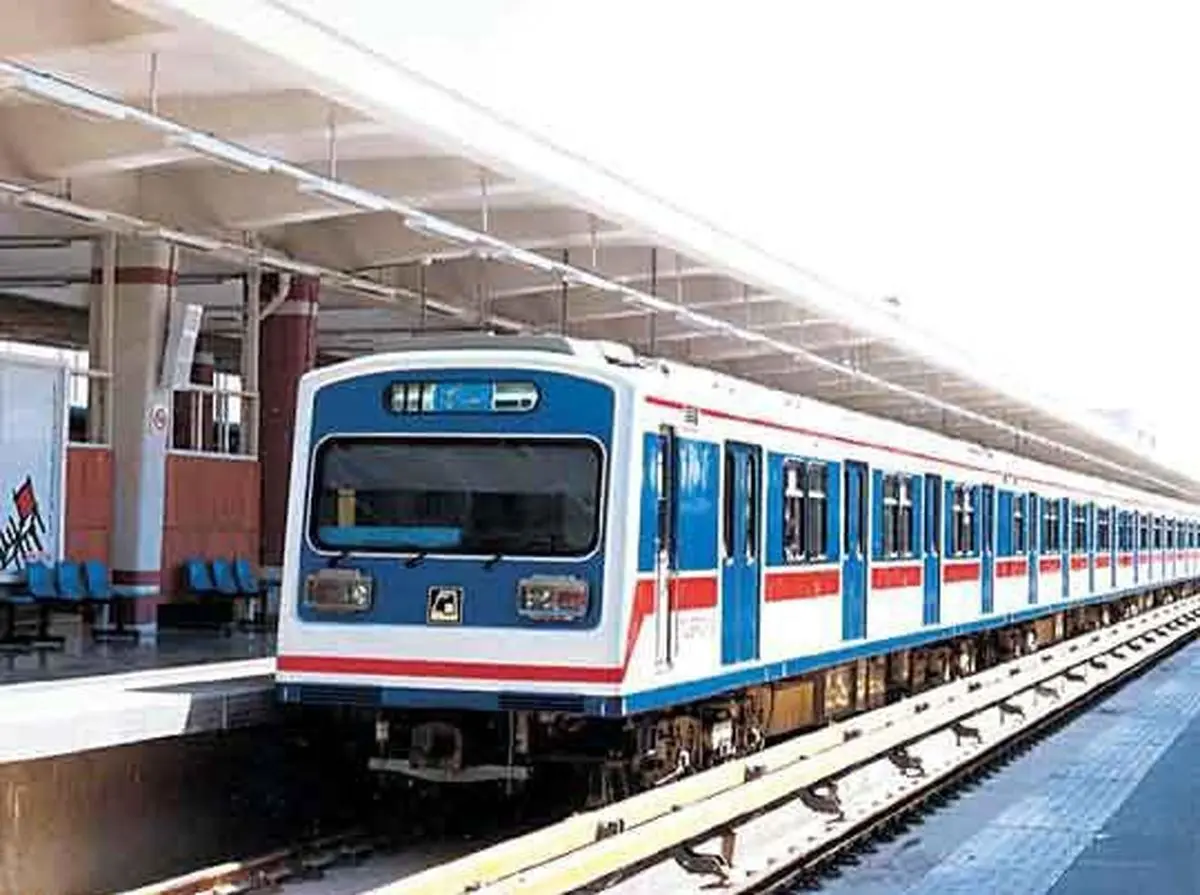 رئیس بانک صنعت و معدن: ۱.۸ میلیارد دلار برای خط سریع‌السیر تهران - قم - اصفهان اختصاص پیدا می‌کند