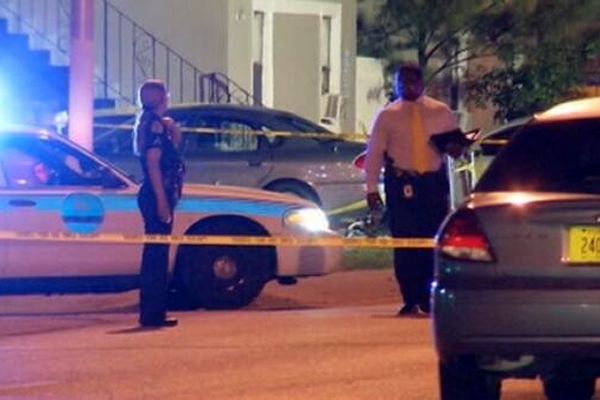 یک افسر پلیس آمریکایی در تیراندازی یک فرد مسلح زخمی شد