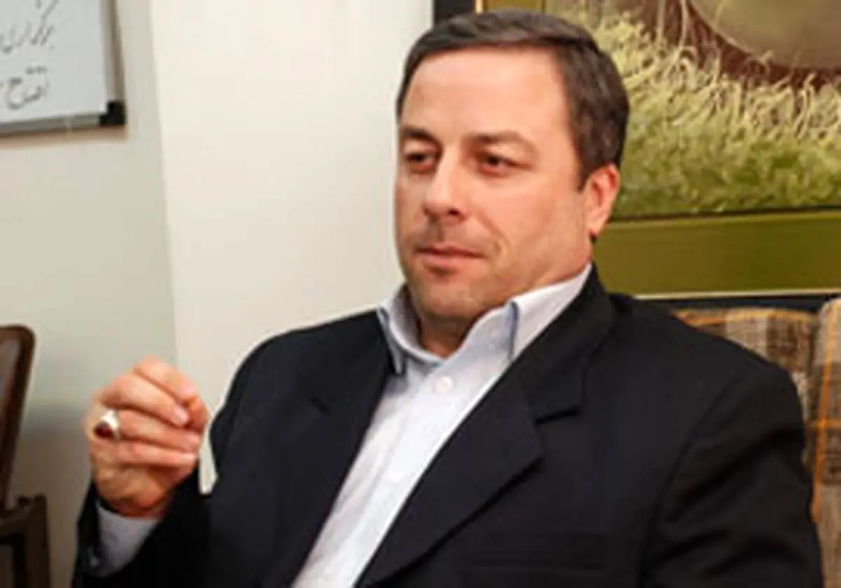 دبیرکل ستاد صیانت و مبارزه با آثار غیرمجاز سینمایی حکم گرفت