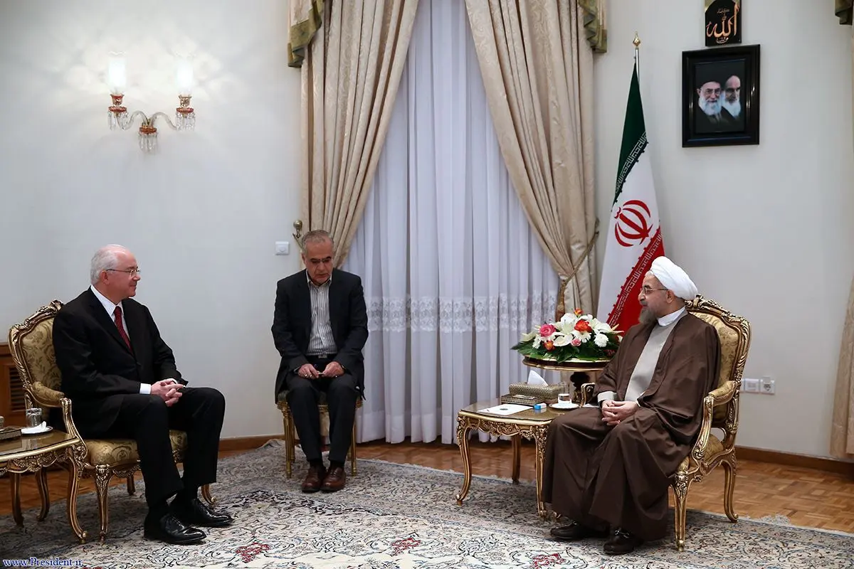 رئیس‌جمهور: ایران و ونزوئلا باید کنار هم باشند تا دشمنان نتوانند علیه دو ملت قدم‌ بردارند