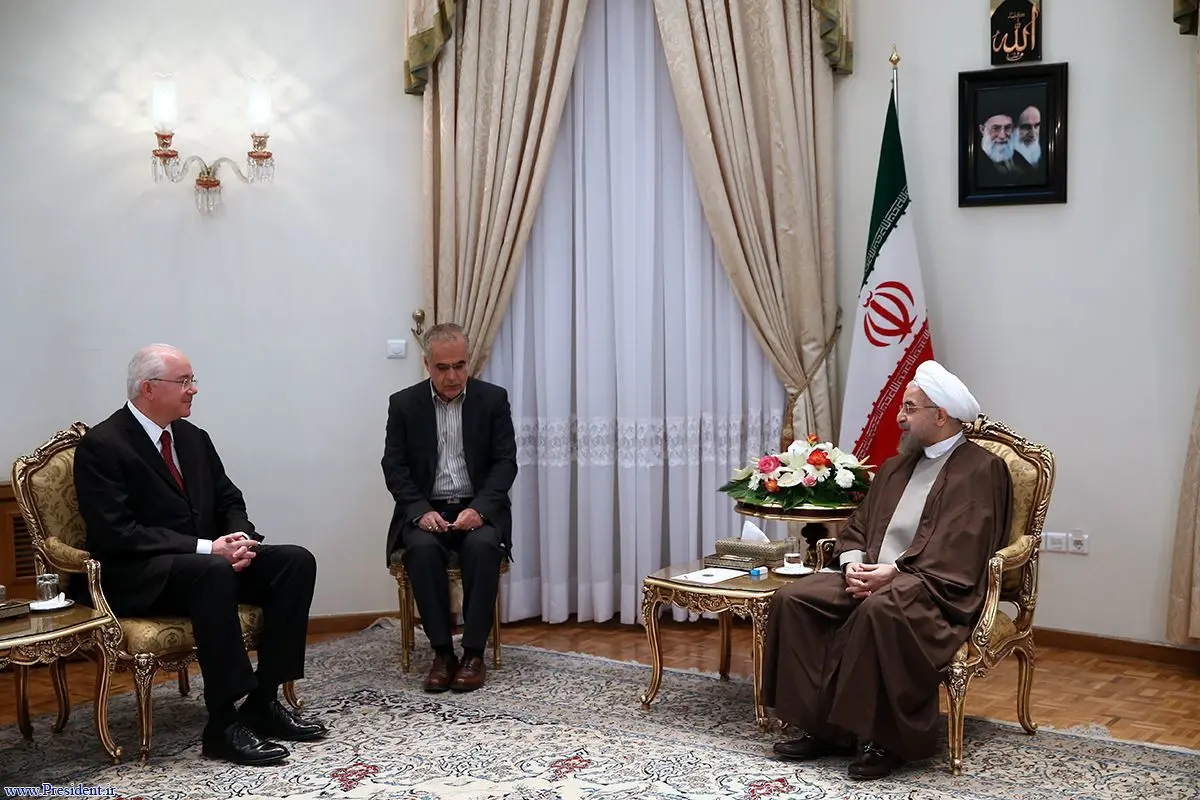 رئیس‌جمهور: ایران و ونزوئلا باید کنار هم باشند تا دشمنان نتوانند علیه دو ملت قدم‌ بردارند