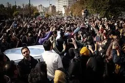 مسیر پل کریمخان تا جمهوری به‌دلیل مراسم تشییع پیکر مرتضی پاشایی مسدود شد