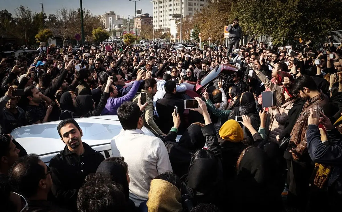 مسیر پل کریمخان تا جمهوری به‌دلیل مراسم تشییع پیکر مرتضی پاشایی مسدود شد