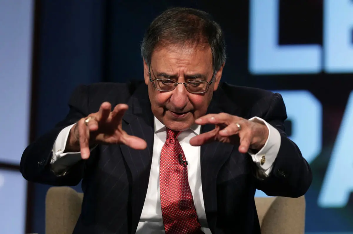 وزرای دفاع پیشین آمریکا: اوباما در مدیریت ارتش دخالت می‌کند