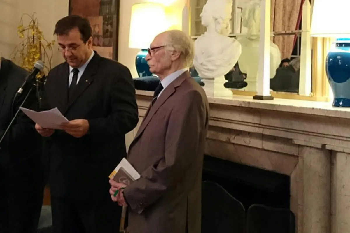 "نشانی برای شوالیه‌های ناتوی فرهنگی"