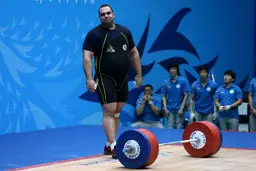 پیشکسوت وزنه‌برداری: حضور سلیمی در رقابت‌های لیگ دلیل مدال نقره او در مسابقات جهانی بود