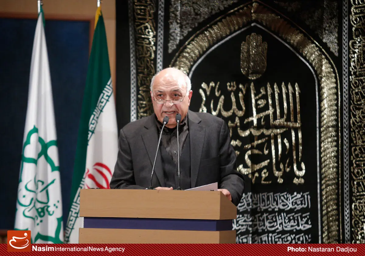 آموزگار: یک سیاست دراز مدت در حوزه نشر وجود ندارد