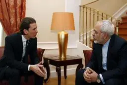 وزرای خارجه ایران و اتریش پیرامون مذاکرات هسته‌ای گفتگو کردند