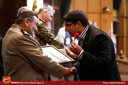 ۷۴ نفر از فرماندهان نمونه پایگاه‌های بسیج مورد تقدیر قرار گرفتند