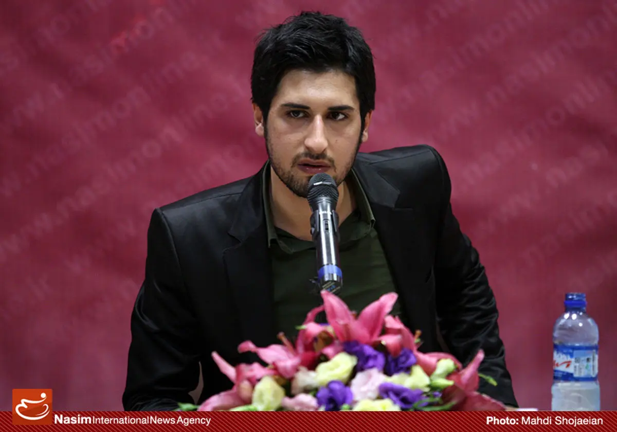 حامد زمانی: "ما ایستاده‌ایم" شعار واقعی بسیجی‌هاست