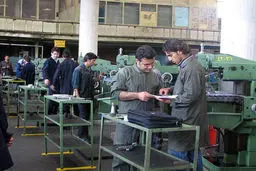 مشاور وزیر کار: بیش از ۹۶ درصد از واحدهای تولیدی زیر ۱۰ نفرند