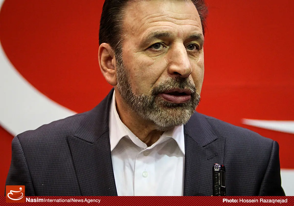 واعظی: تعرفه اینترنت نسل چهارم هم نیم ریال است