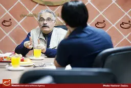اقبال واحدی، مجری باسابقه تلویزیون در «نسیم» حضور یافت
