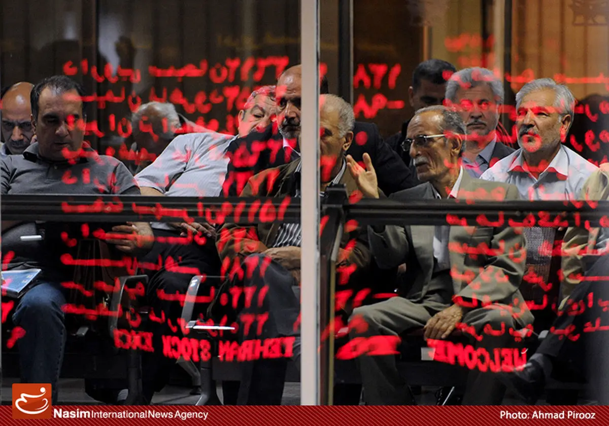 دماسنج بازار سرمایه ۱۲۰۰ پله‌ کاهش یافت