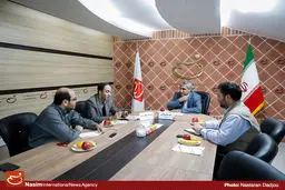 مجلس بودجه ۹۴ را چگونه تصویب کند که همسو با اقتصاد مقاومتی باشد