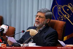 رئیس فرهنگستان علوم پزشکی: مباحث اجتماعی علت بسیاری از مشکلات و بیماری‌ها است