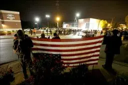 ۱۰۰ معترض دیگر در ایالت کالیفرنیای آمریکا بازداشت شدند