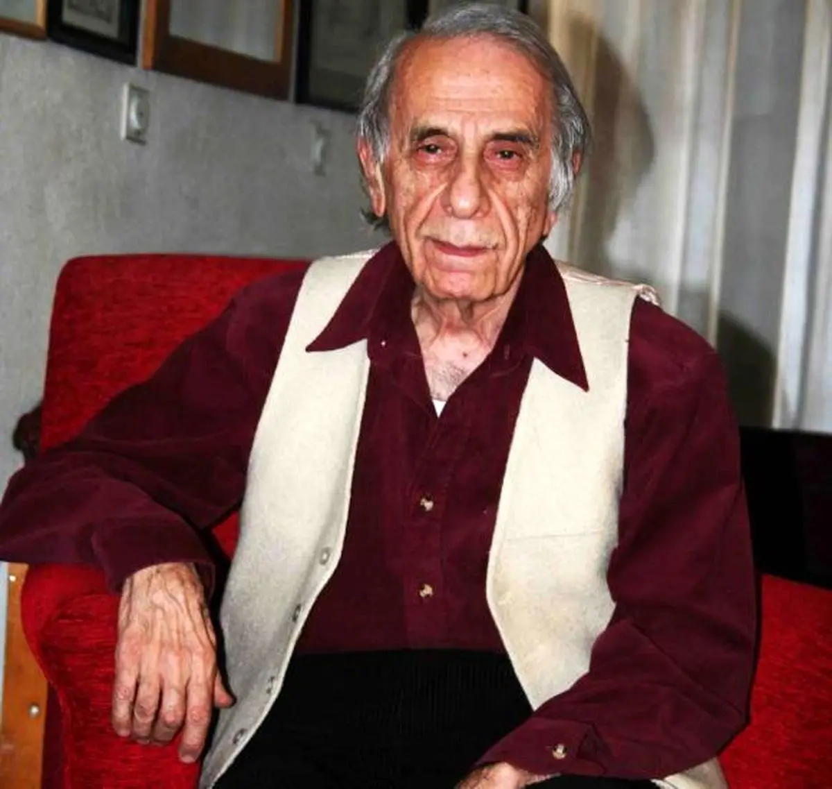 "شبی با جلال ستاری" برگزار می‌شود