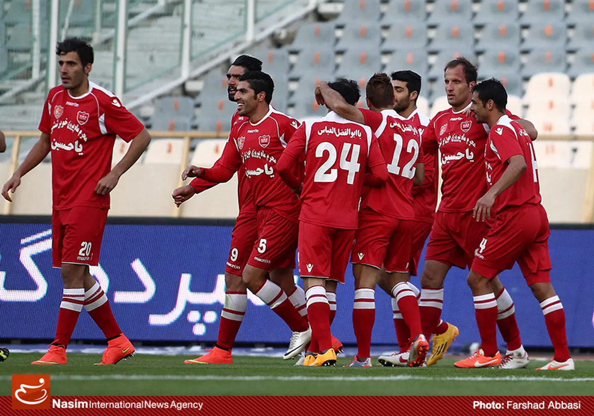 پرسپولیس و ذوب آهن ۱۴ آذرماه در آزادی به مصاف هم می‌روند