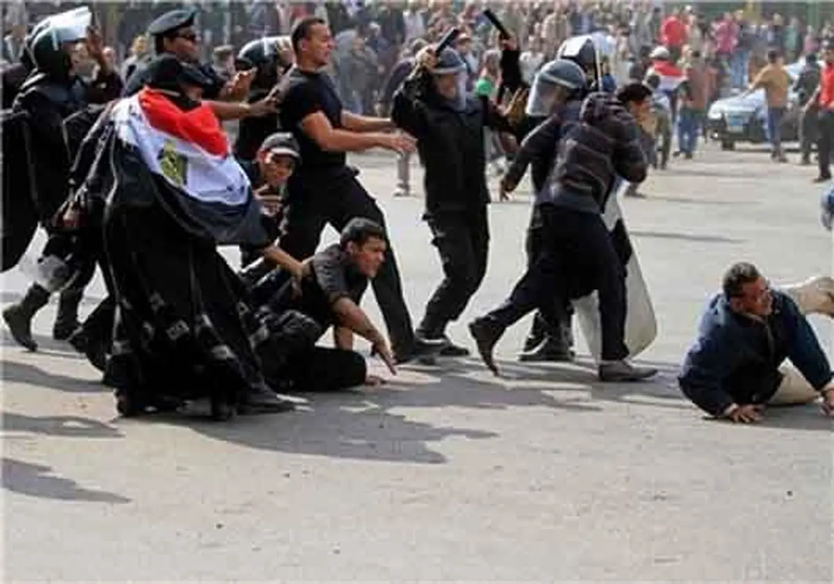 بیش از ۱۰۰ فعال حامی اخوان‌المسلمین در مصر بازداشت شدند