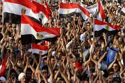 تظاهرات مردم مصر در محکومیت تبرئه حسنی مبارک تشدید شد