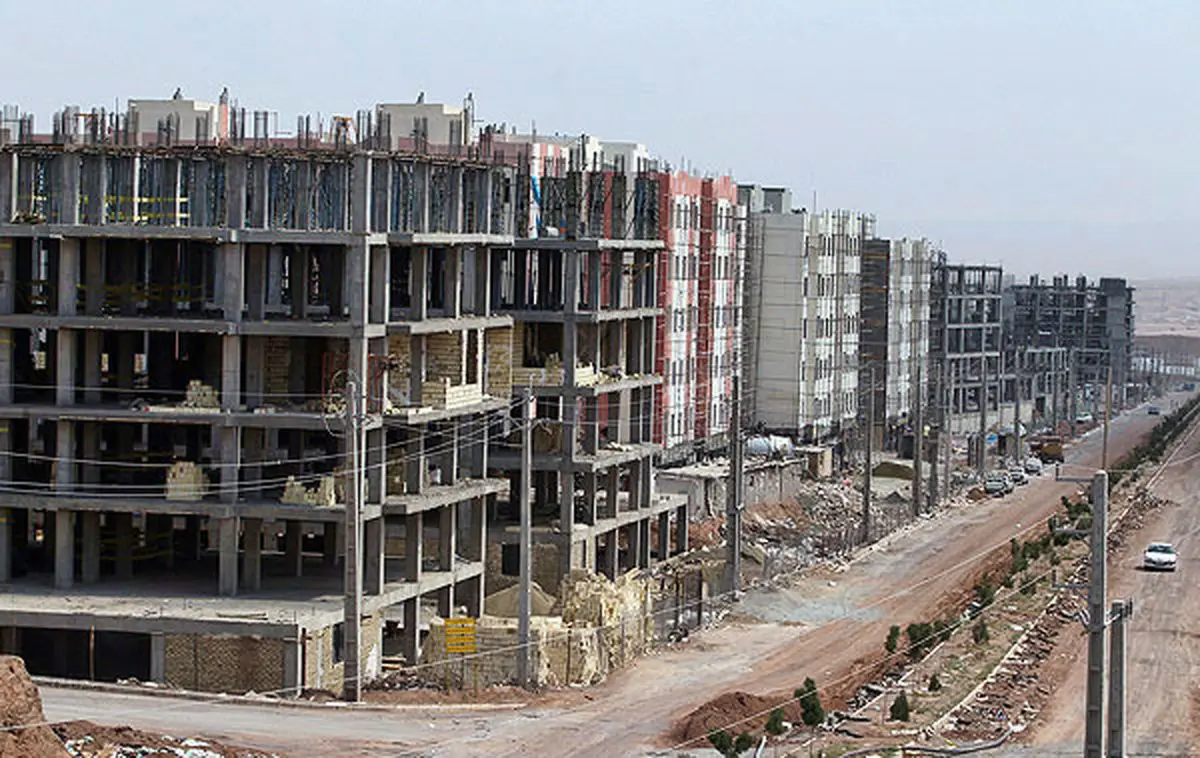 خسروی: مخالف گرفتن ۱۲ میلیون تومان اضافی از متقاضیان مسکن مهر هستیم