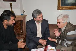 یدالله صمدی هم سر صحنه فیلم خود میزبان معاون سازمان سینمایی شد
