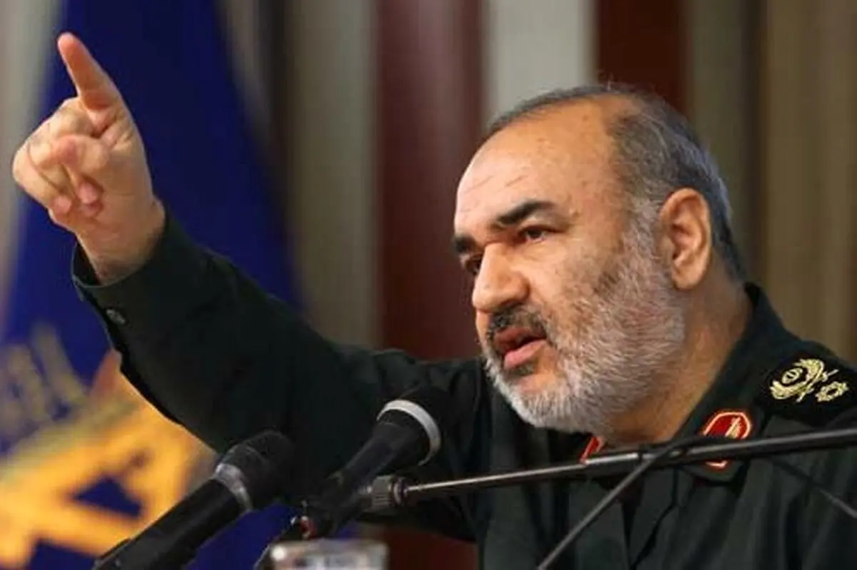 سردار سلامی: توانسته‌ایم دشمن را تا دریای مدیترانه عقب برانیم
