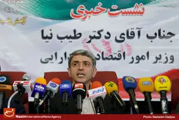 وزیر اقتصاد: سیستم الکترونیکی گمرک درآمدهای دولت را تا ۱۲۰ درصد افزایش داده است