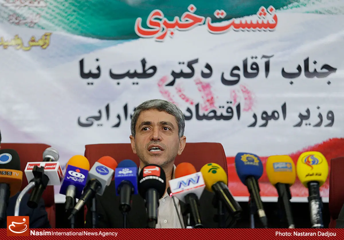 وزیر اقتصاد: سیستم الکترونیکی گمرک درآمدهای دولت را تا ۱۲۰ درصد افزایش داده است