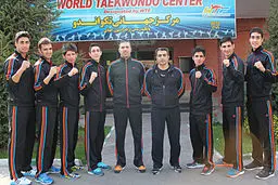 تیم ملی تکواندوی ایران با سه برد متوالی به نیمه‌نهایی صعود کرد