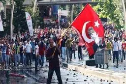 یک تظاهرکننده کُرد در درگیری با پلیس ترکیه کشته شد