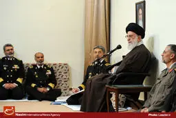 رهبر انقلاب: نیروهای مسلح بدون در نظر گرفتن محاسبات سیاسی آمادگی‌های خود را افزایش دهند