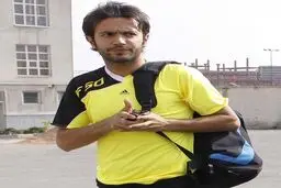 هافبک پیکان به استقلال می‌رود