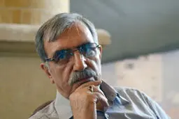 سروده‌های آیینی موسوی گرمارودی کتاب صوتی می‌شوند